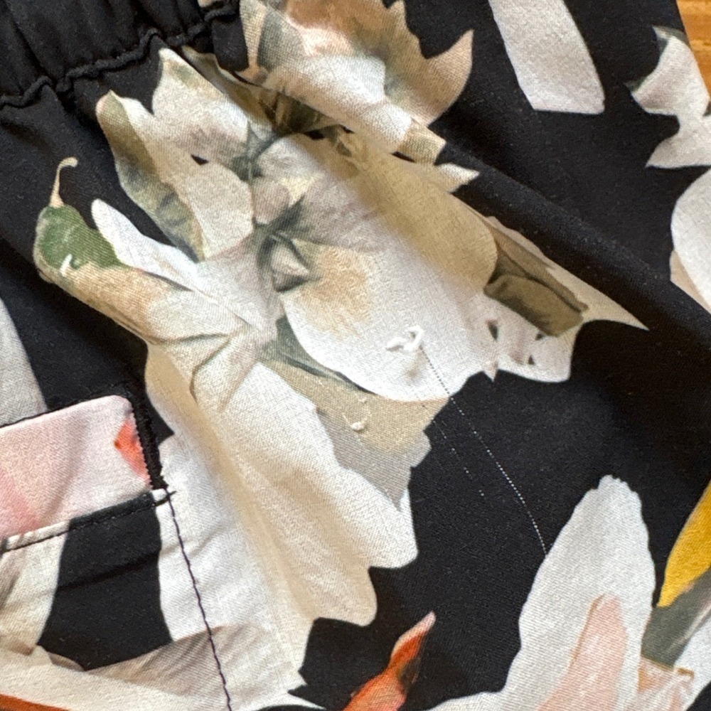 Athleta Black Floral Athletic Shorts - Picture 6 of 6